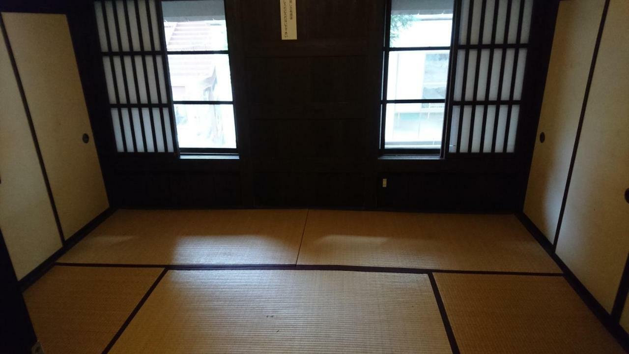 מלון נאנטו Gokayama Gassho No Sato מראה חיצוני תמונה